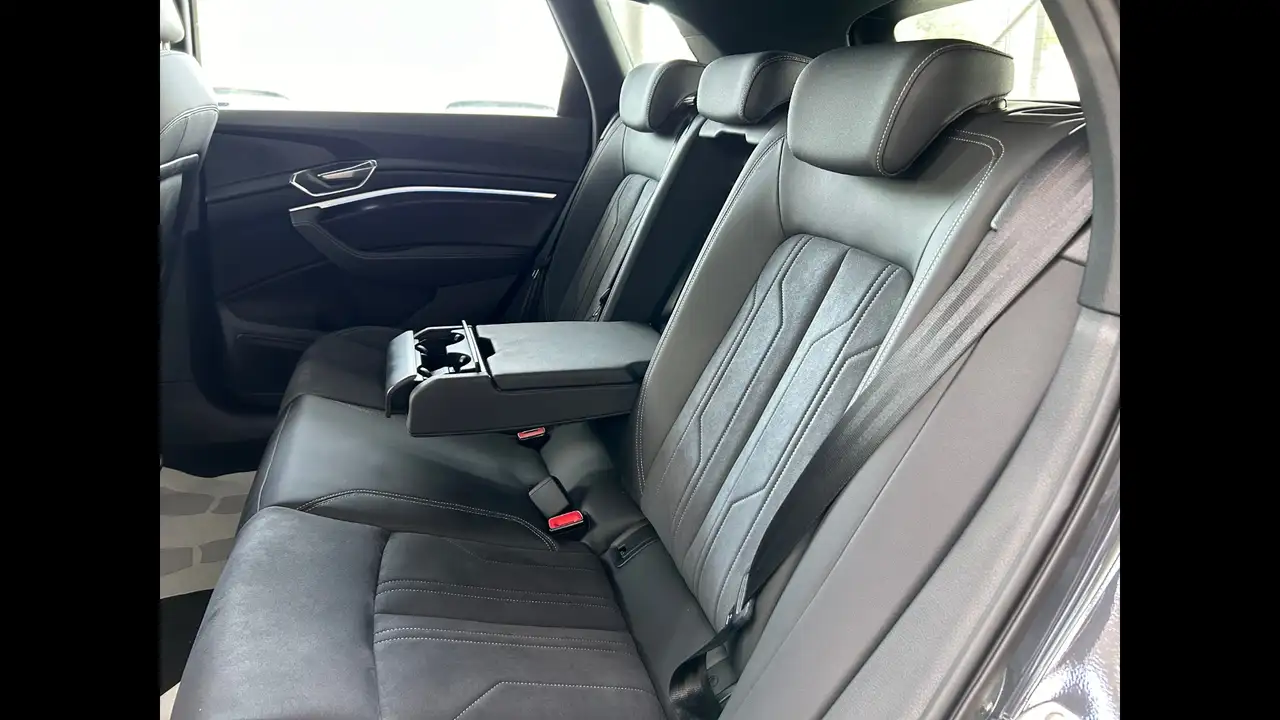 Audi Q8 50 quattro, миниатюра 11