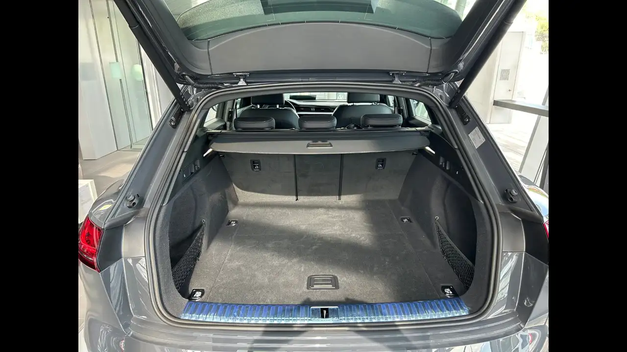 Audi Q8 50 quattro, миниатюра 13