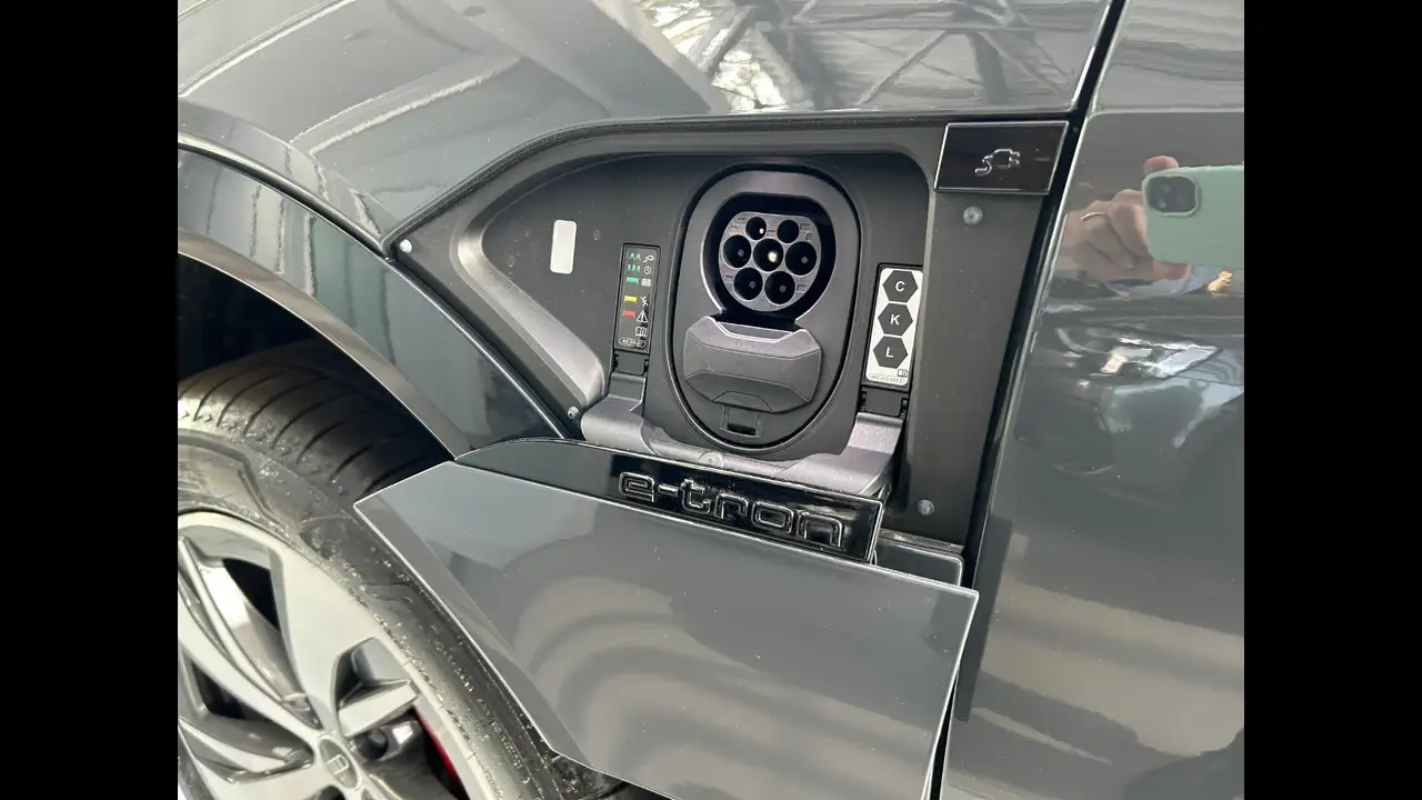 Audi Q8 50 quattro, миниатюра 15