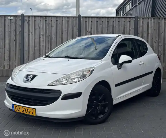 Peugeot 207 1.4 VTi Cool 'n Blue/Airco/Bluetooth/Cruise/NAP/