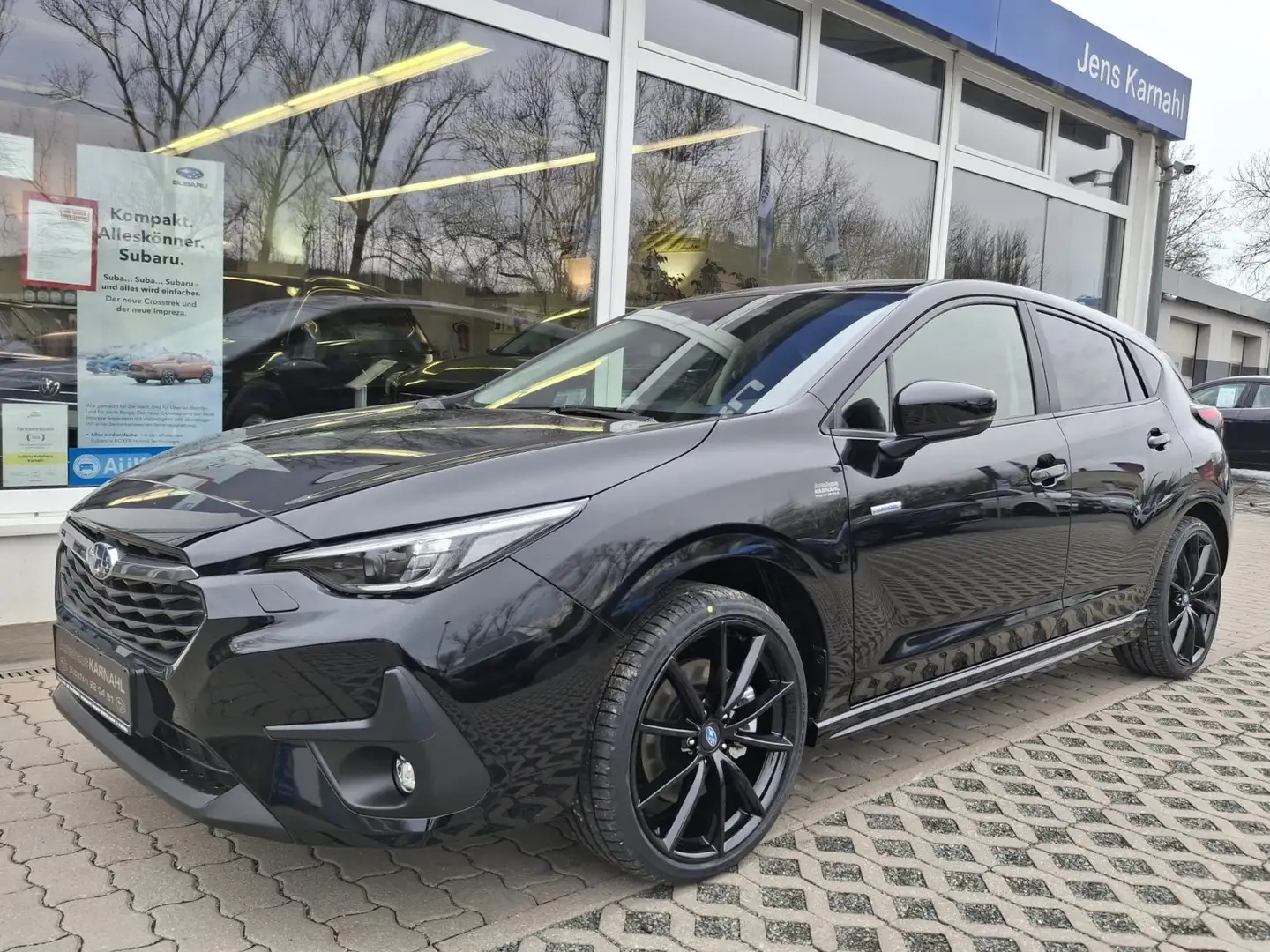 Subaru Impreza 2.0ie e-Boxer Platinum Lineartronic Чорний - 1