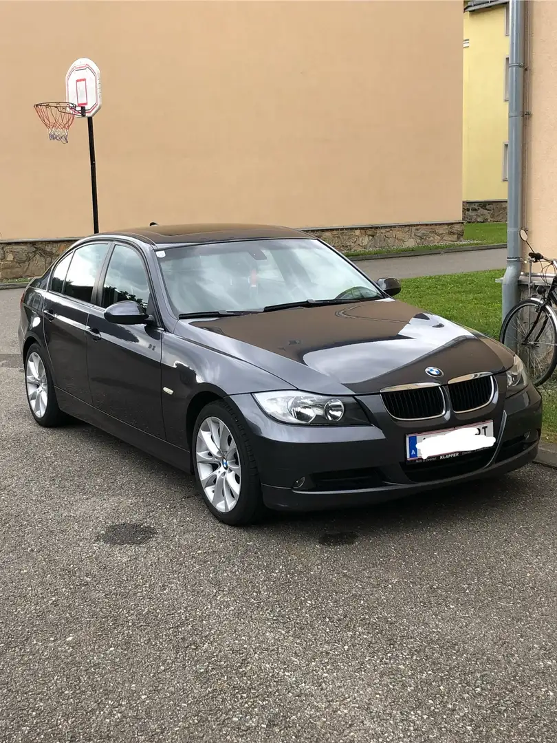 BMW 318 318d - 1