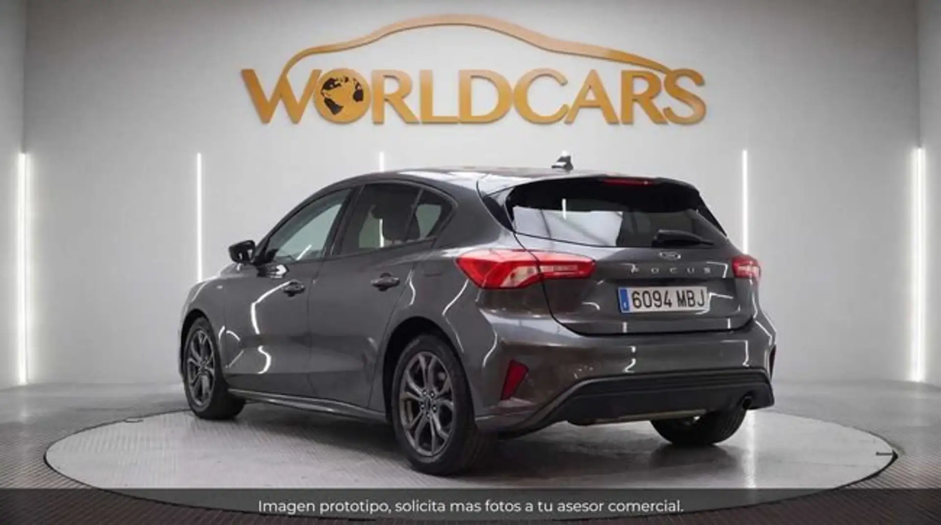 Ford Focus 1.0 Ecoboost MHEV 92kW ST-Line Gris - 2