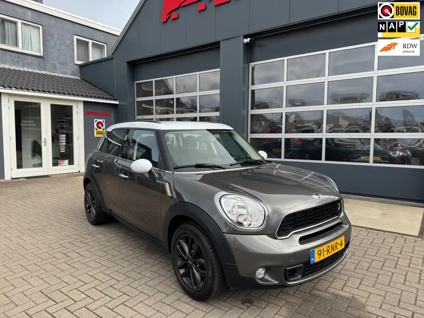 MINI Cooper S Countryman Mini 1.6 Pepper Harman/Kardon / 99000km NL Auto me Gris - 1