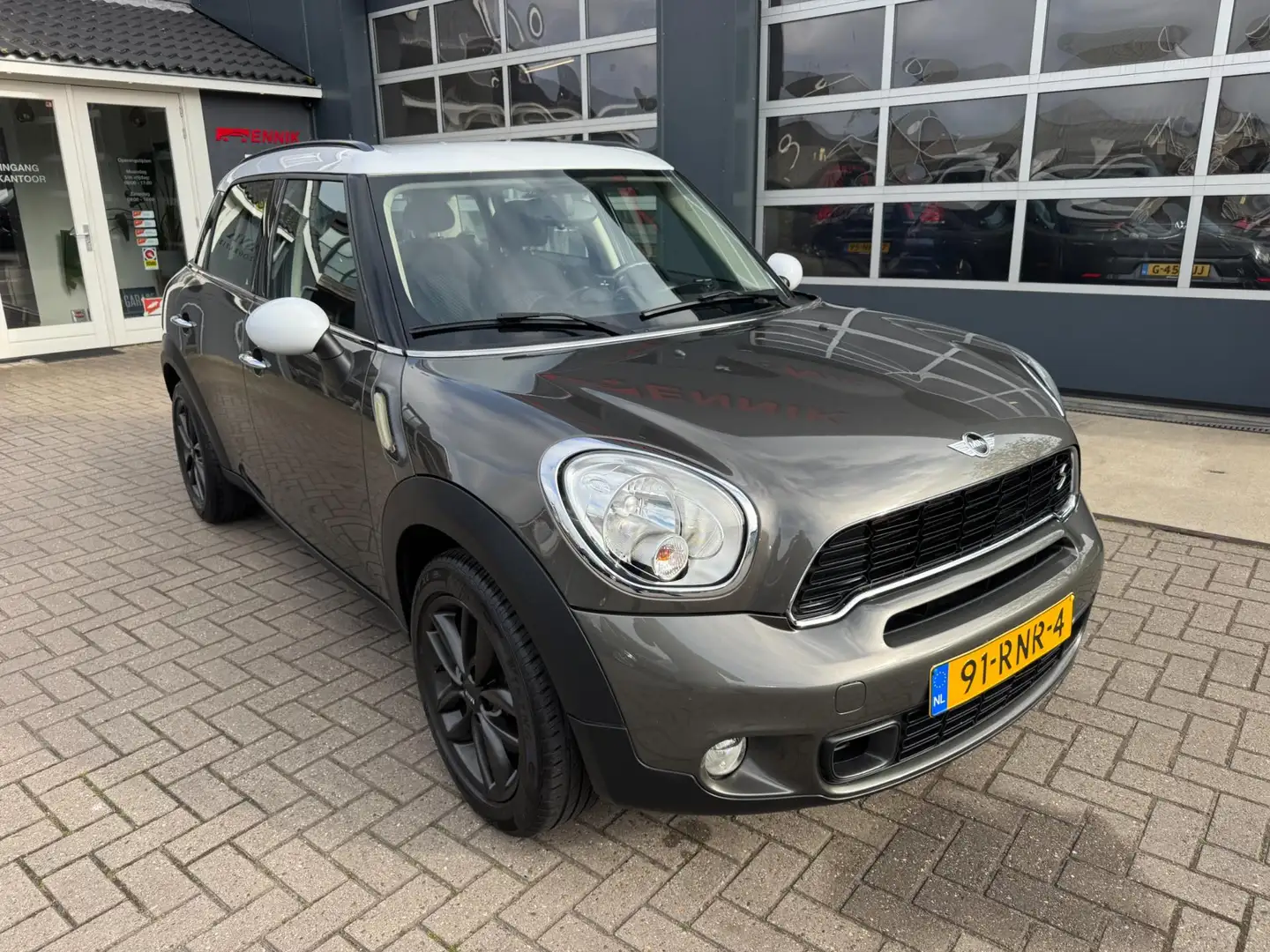 MINI Cooper S Countryman Mini 1.6 Pepper Harman/Kardon / 99000km NL Auto me Gris - 2