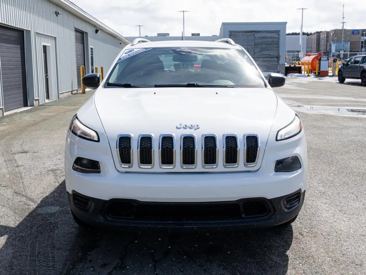 Jeep Cherokee снимка Jeep Cherokee