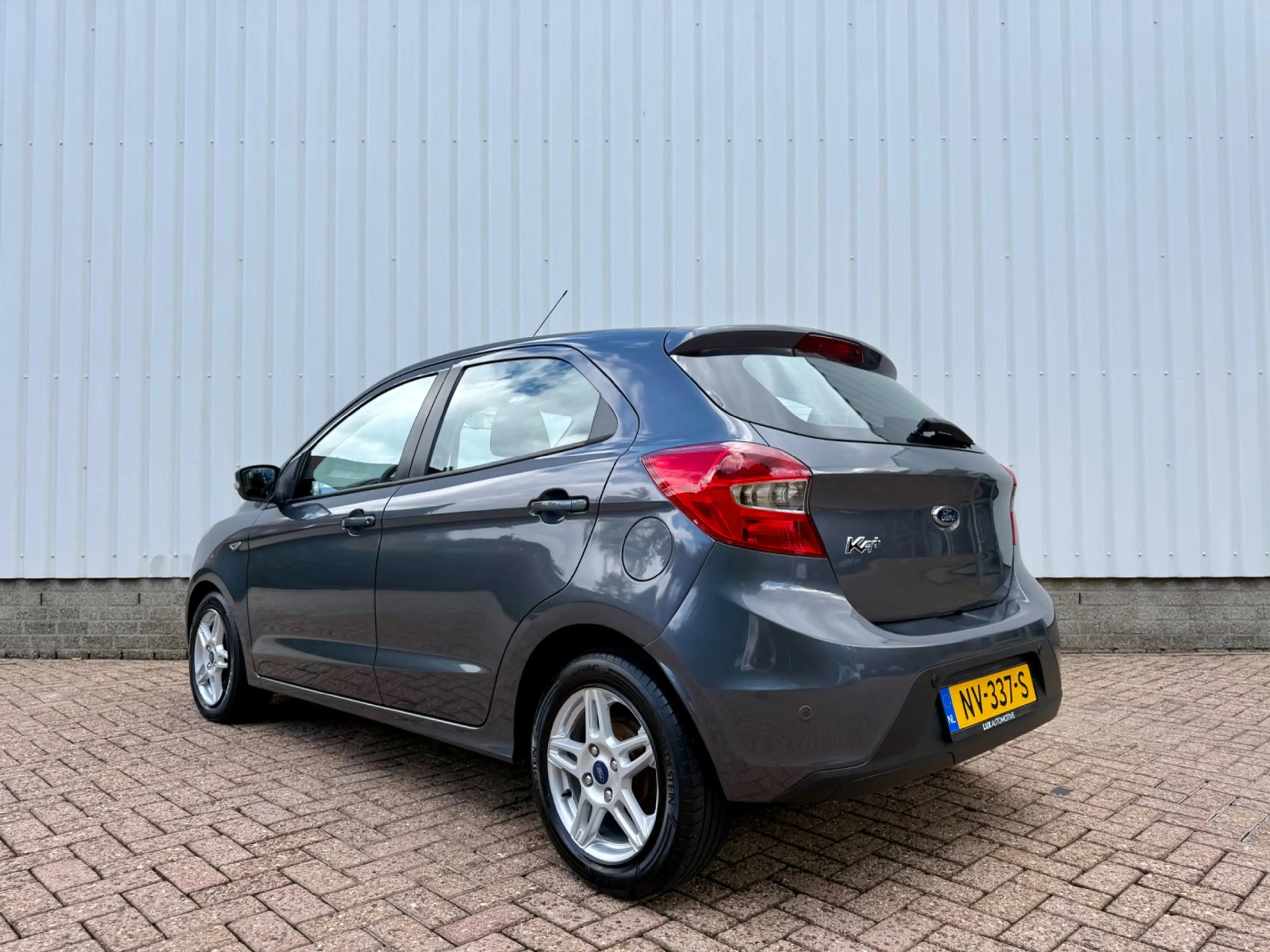 Ford Ka/Ka+ 1.2 Trend Ultimate, Airco, PDC, Bluetooth, Dealer — photo 24