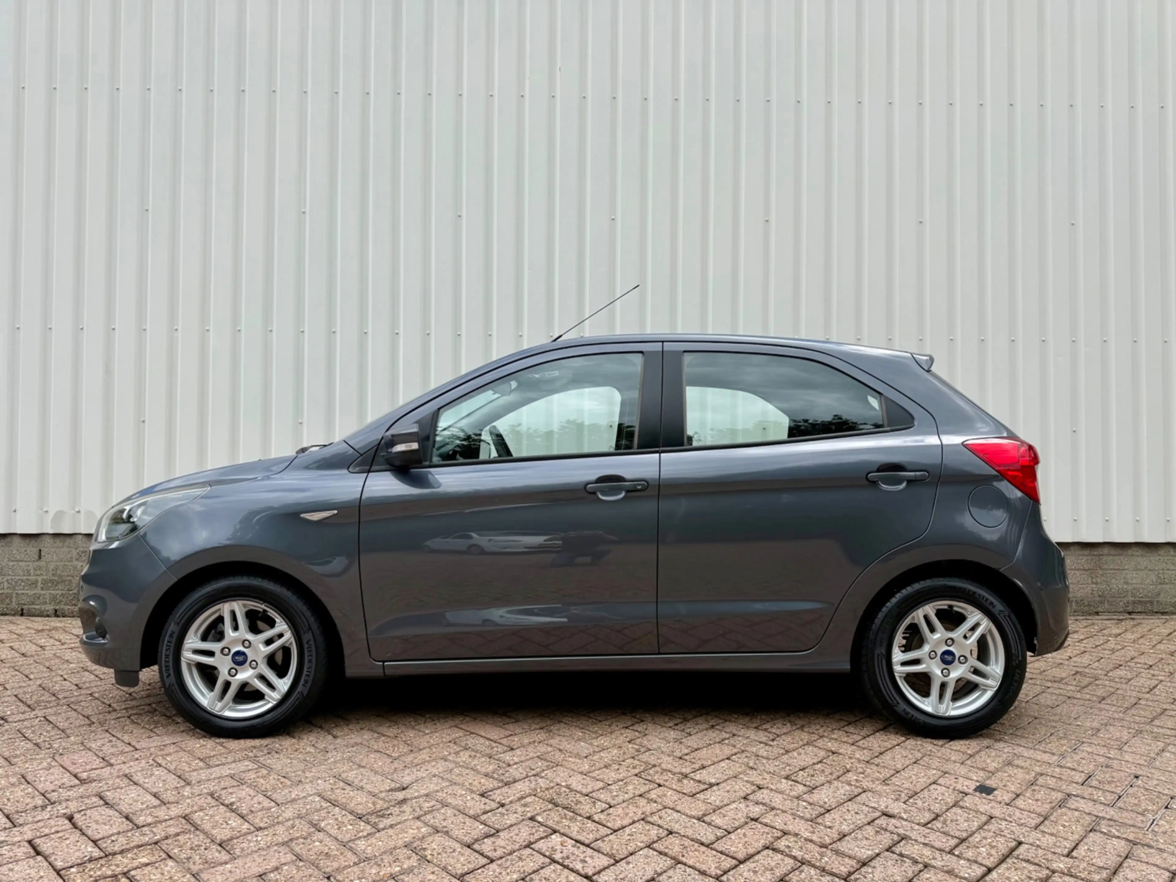 Ford Ka/Ka+ 1.2 Trend Ultimate, Airco, PDC, Bluetooth, Dealer — photo 3
