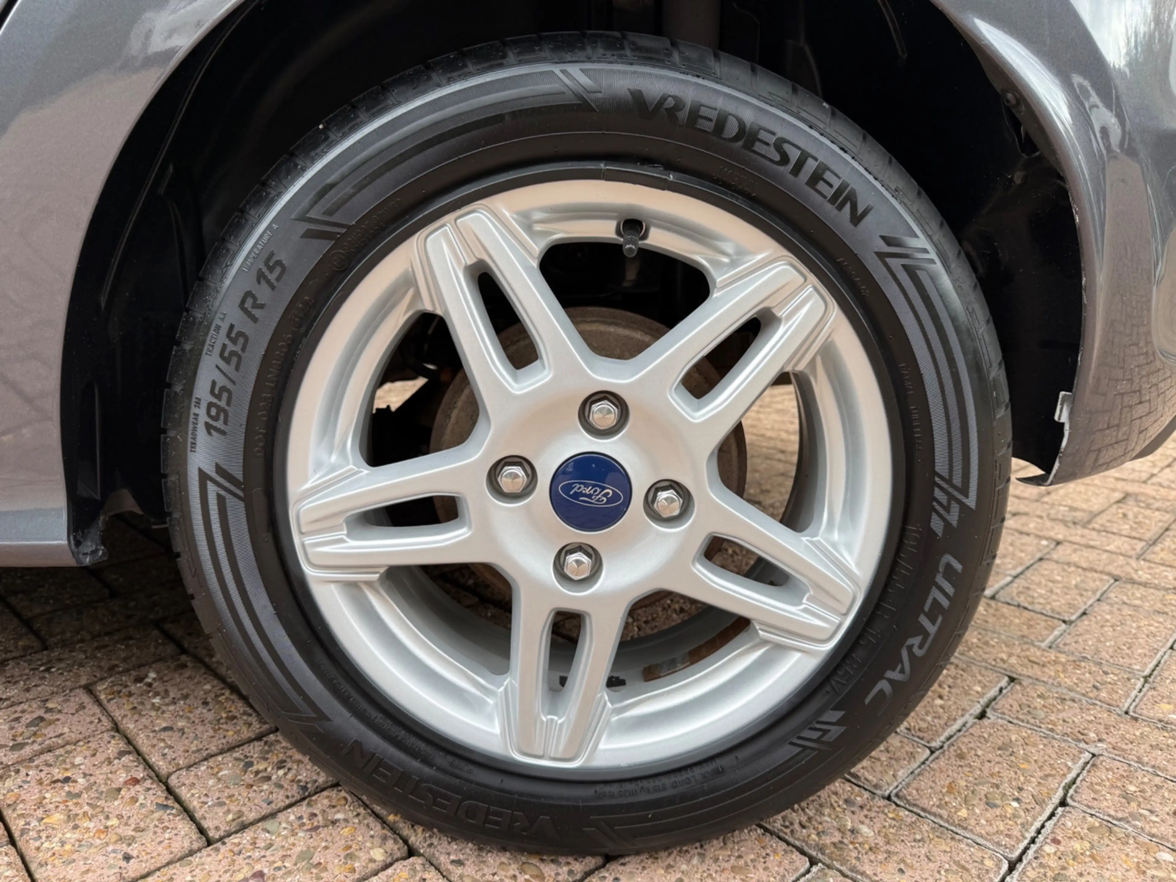Ford Ka/Ka+ 1.2 Trend Ultimate, Airco, PDC, Bluetooth, Dealer — photo 27