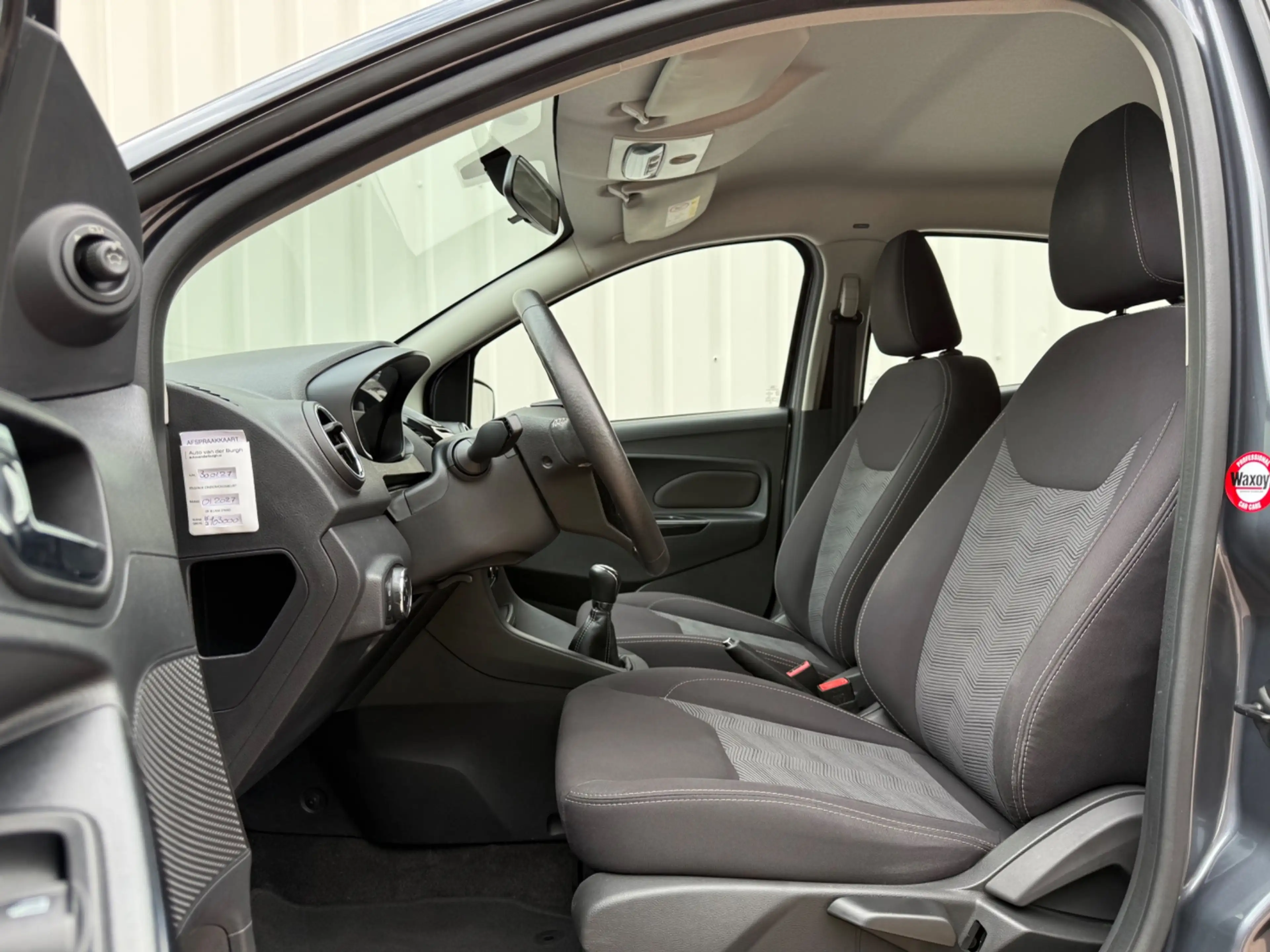 Ford Ka/Ka+ 1.2 Trend Ultimate, Airco, PDC, Bluetooth, Dealer — photo 31
