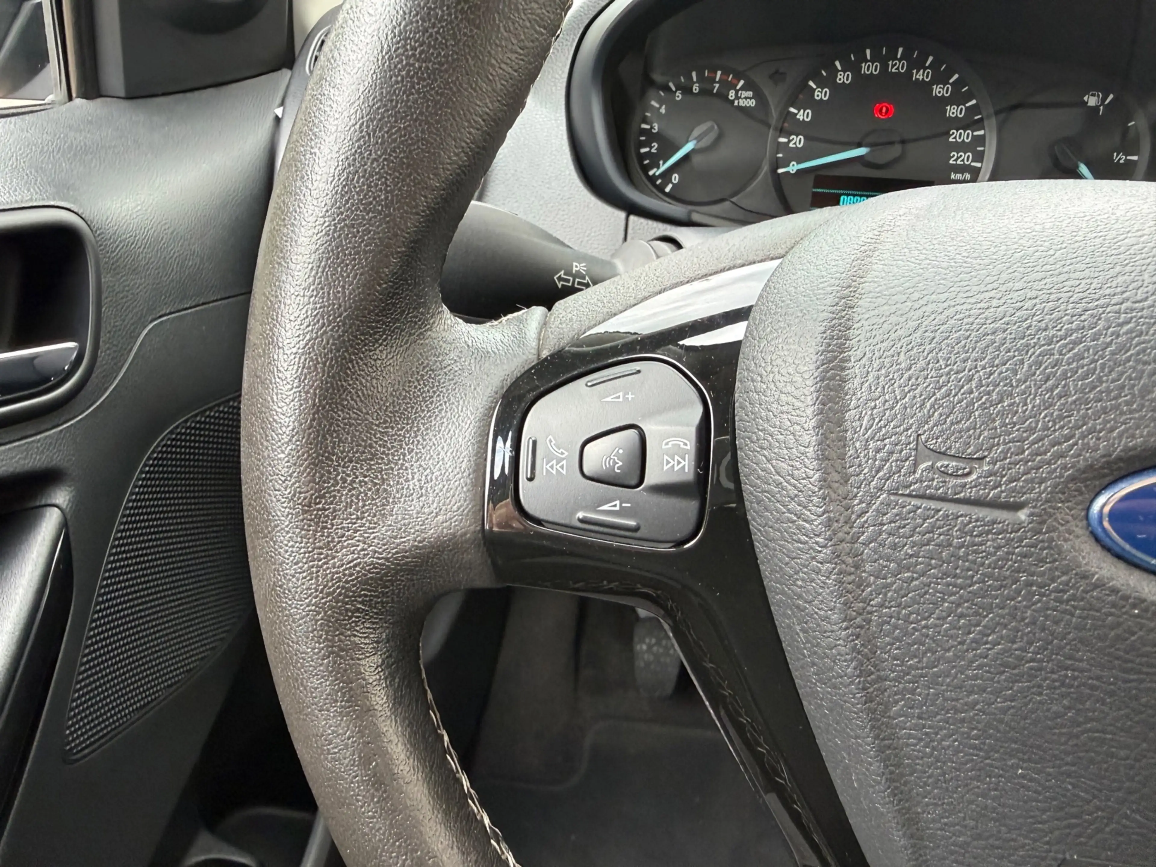 Ford Ka/Ka+ 1.2 Trend Ultimate, Airco, PDC, Bluetooth, Dealer — photo 19