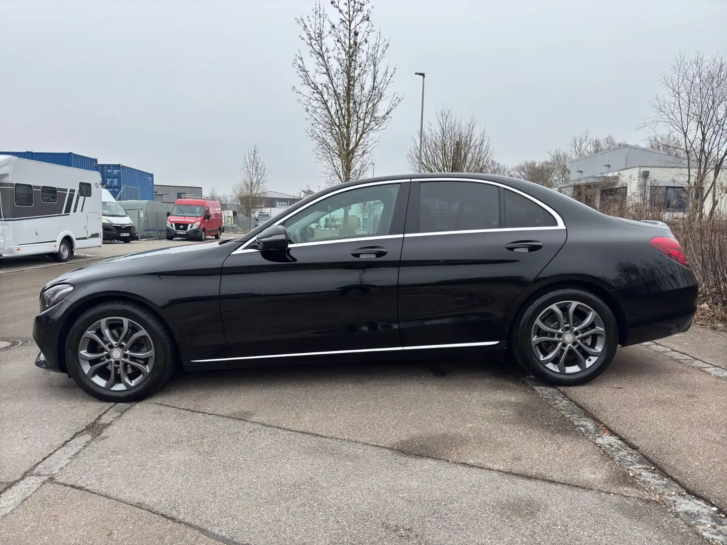 Mercedes-Benz C 220 d BlueTec Lim 7G-Tr. AHK COMAND LED NAVI Nero - 2