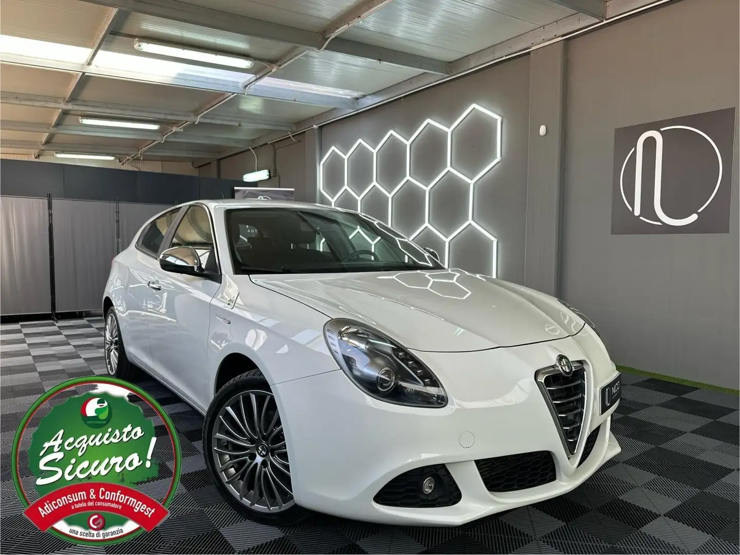 Alfa Romeo Giulietta Giulietta 1.4 Turbo 120 CV GPL Distinctive Bianco - 1