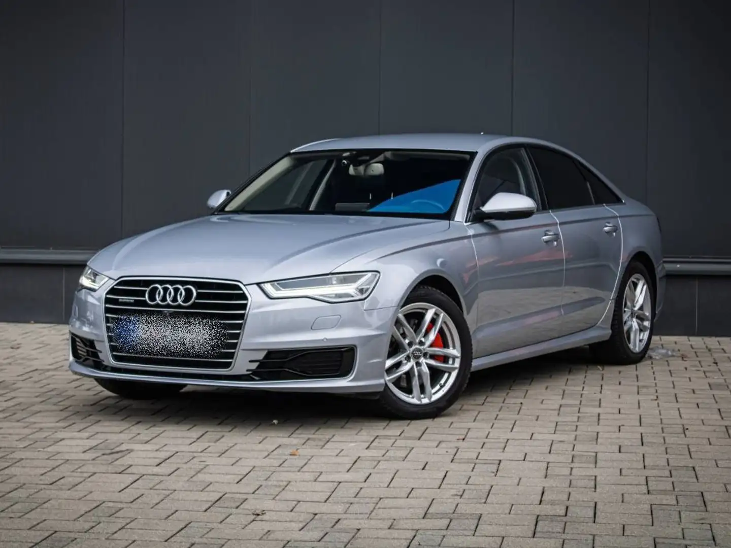 Audi A6 3.0 TDI quattro S tronic Silber - 1