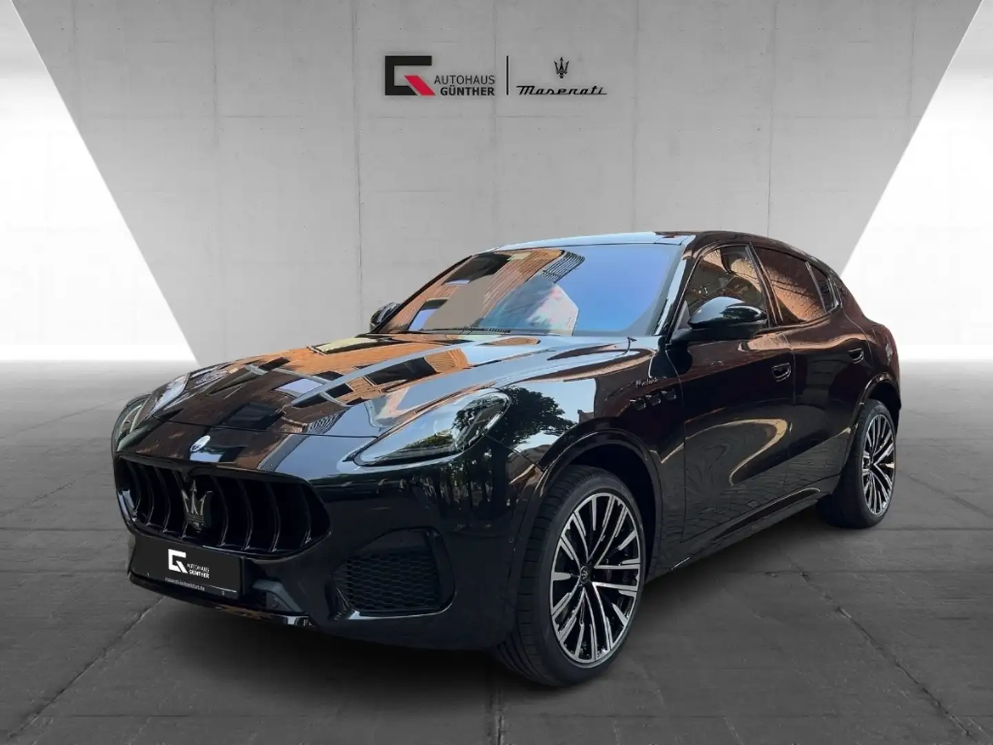 Maserati Grecale Modena MHEV 330PS 5-Jahre Garantie Чёрный - 1