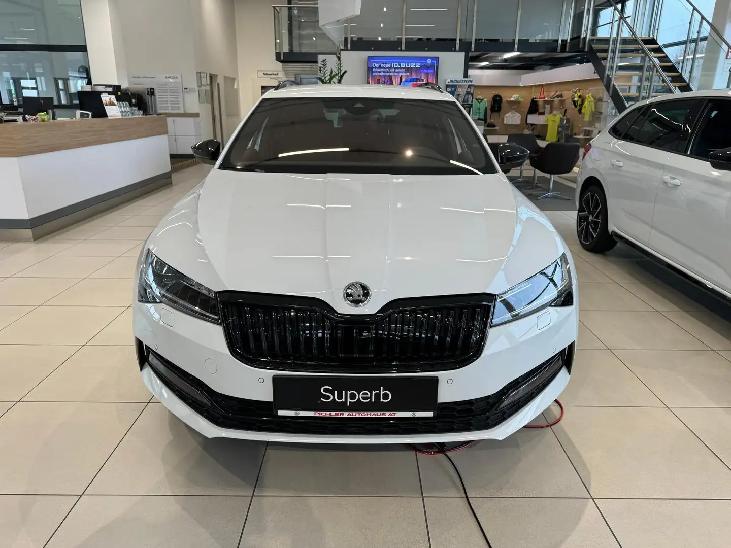 Skoda Superb Sportline TDI DSG Blanc - 2
