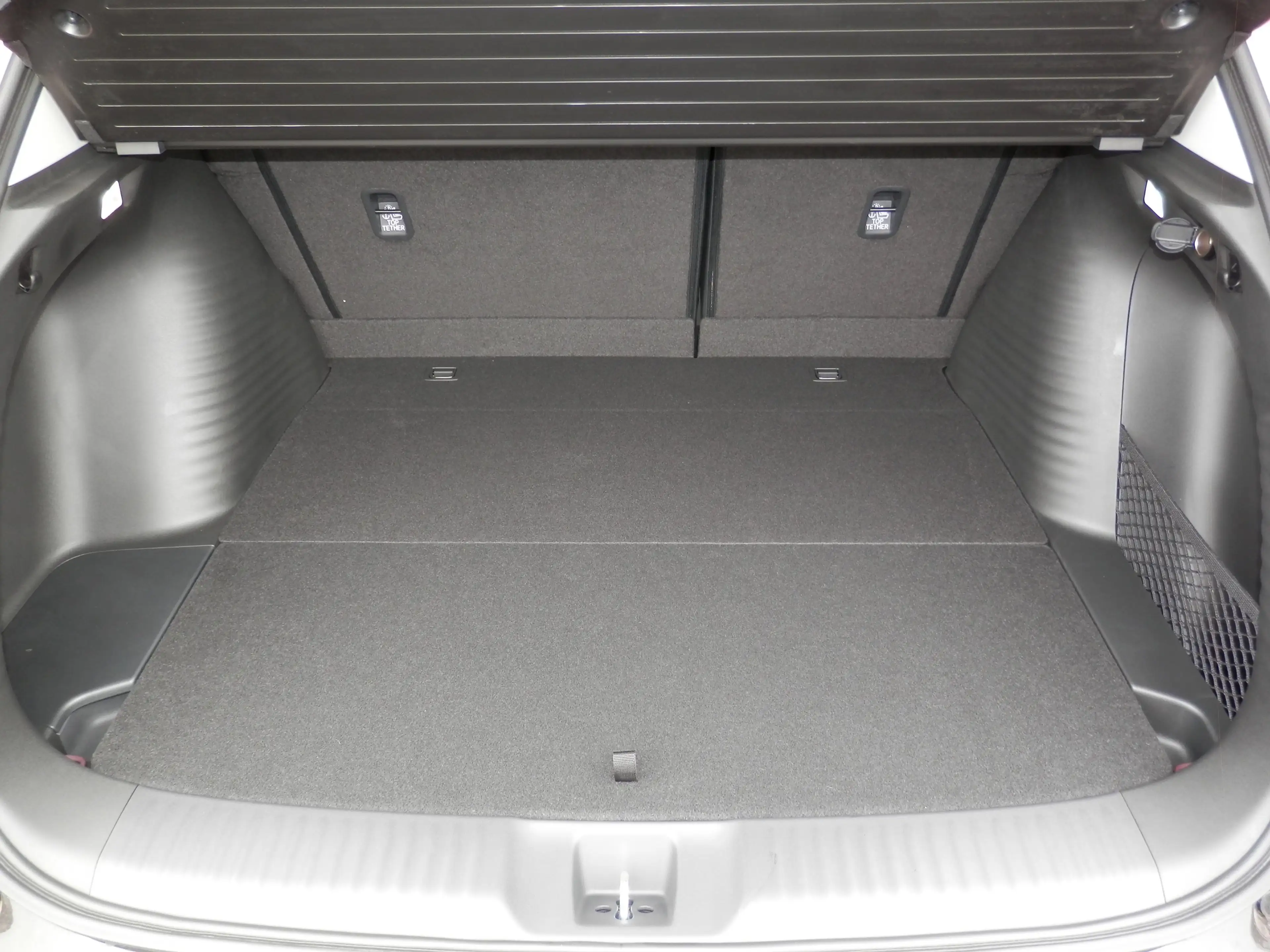 Honda ZR-V 2,0 i-MMD Hybrid Sport Aut. — photo 12
