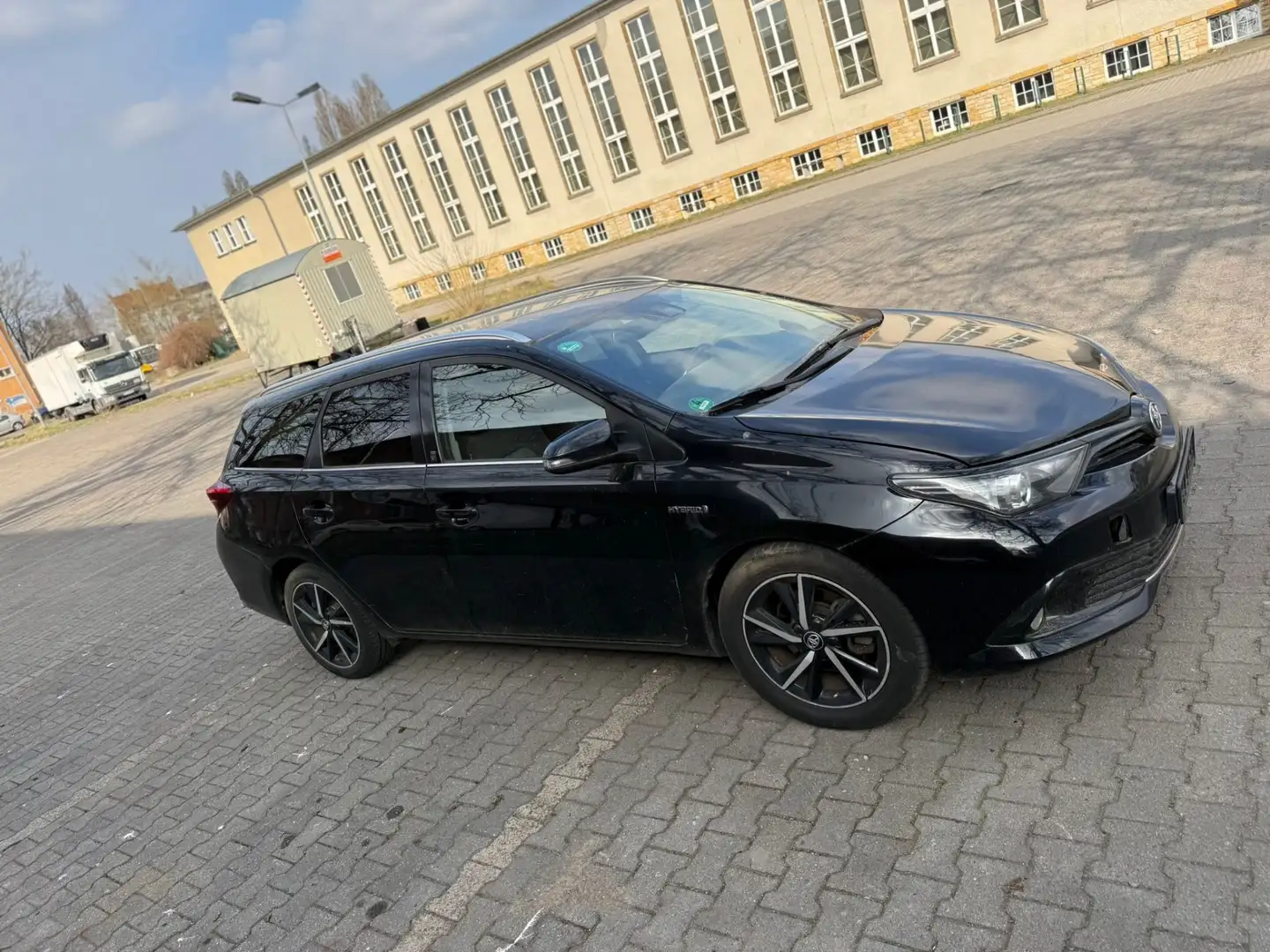 Toyota Auris 1.8 VVT-i Hybrid Automatik Touring Sports Free Sty - 1
