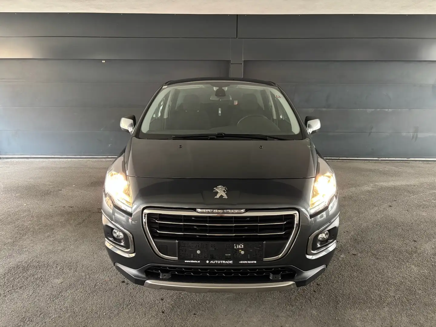 Peugeot 3008 1,6 BlueHDi S&S - Top gepflegt - TÜV NEU Grau - 1