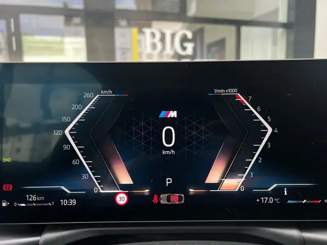 BMW 4 Series view 15