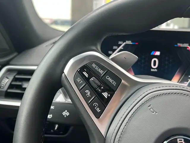 BMW 4 Series view 16