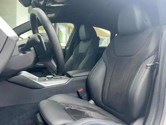 BMW 4 Series view 3