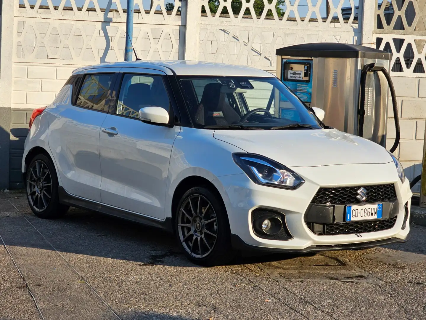 Suzuki Swift Swift 1.4h Sport 2wd Bianco - 2