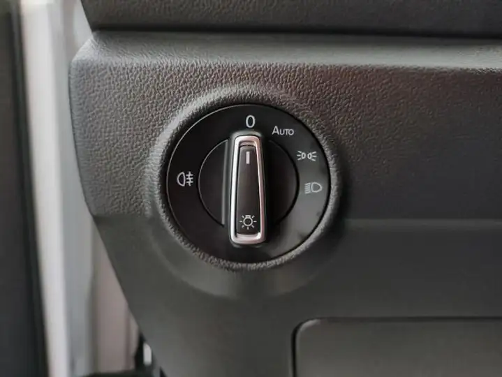 Volkswagen T-Roc 2022, foto 13