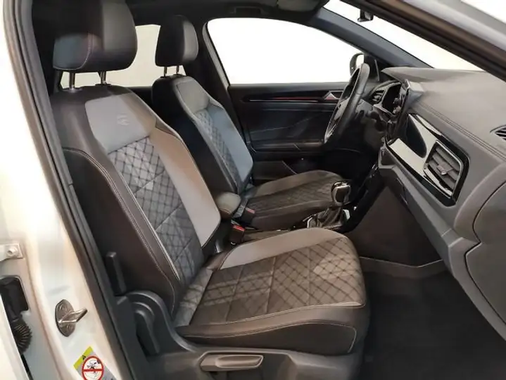 Volkswagen T-Roc 2022, foto 7