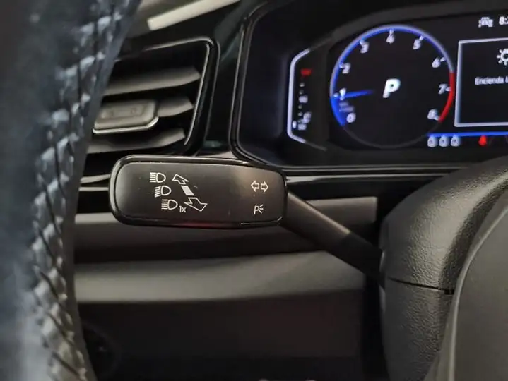 Volkswagen T-Roc 2022, foto 17
