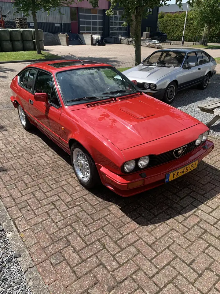 Alfa Romeo Gtv6 3.0, foto 4