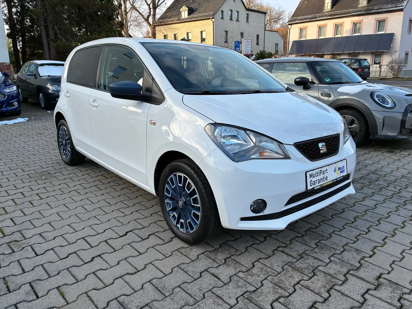 SEAT Mii Connect / 5-Türig / Sitzheizung / Navi / Tempo. Weiß - 2