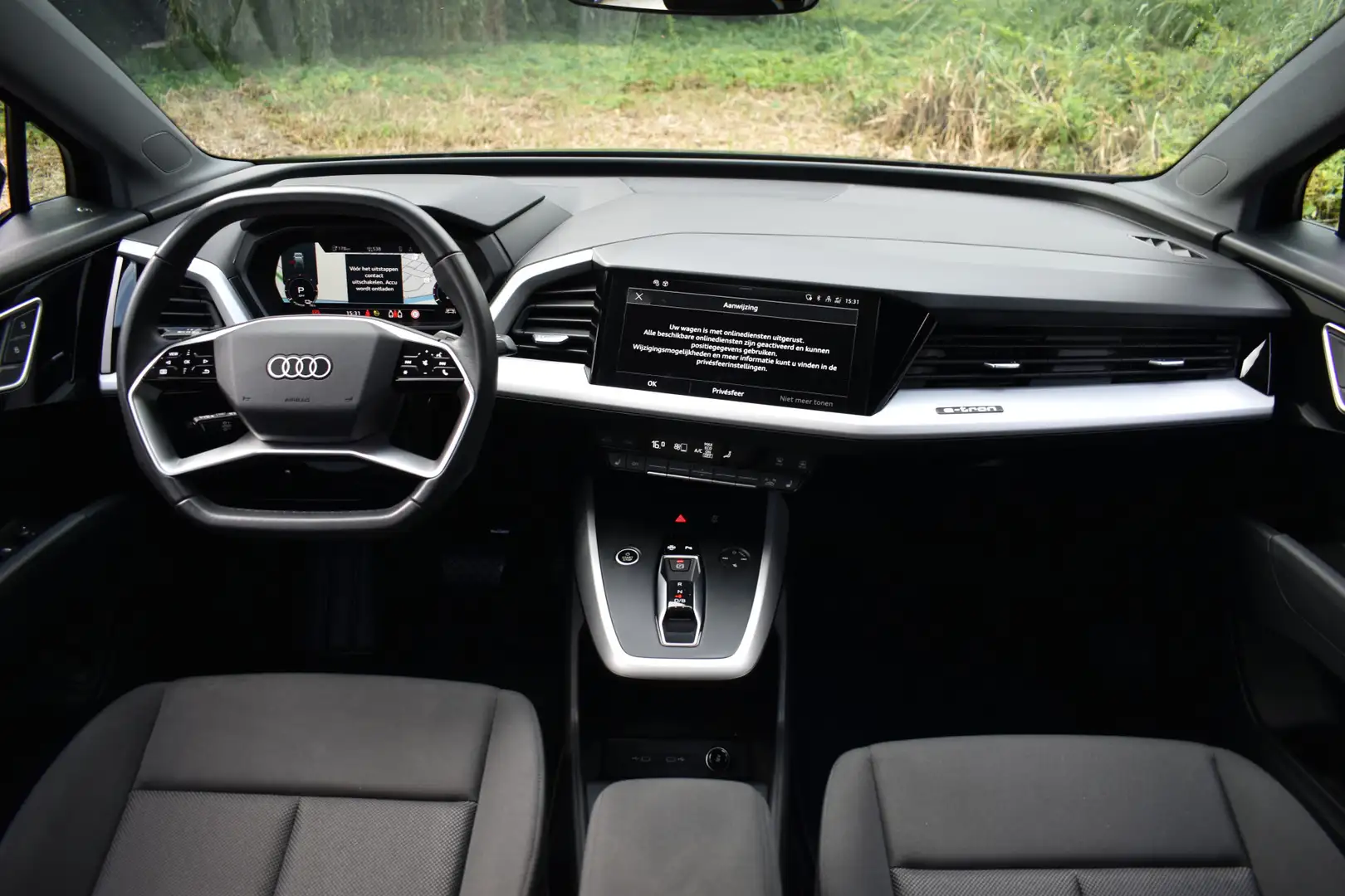 Audi Q4 e-tron 35 ADVANCED EDITION 55 KWH*** CARPLAY/PDC/ELEKTR.K Zwart - 2
