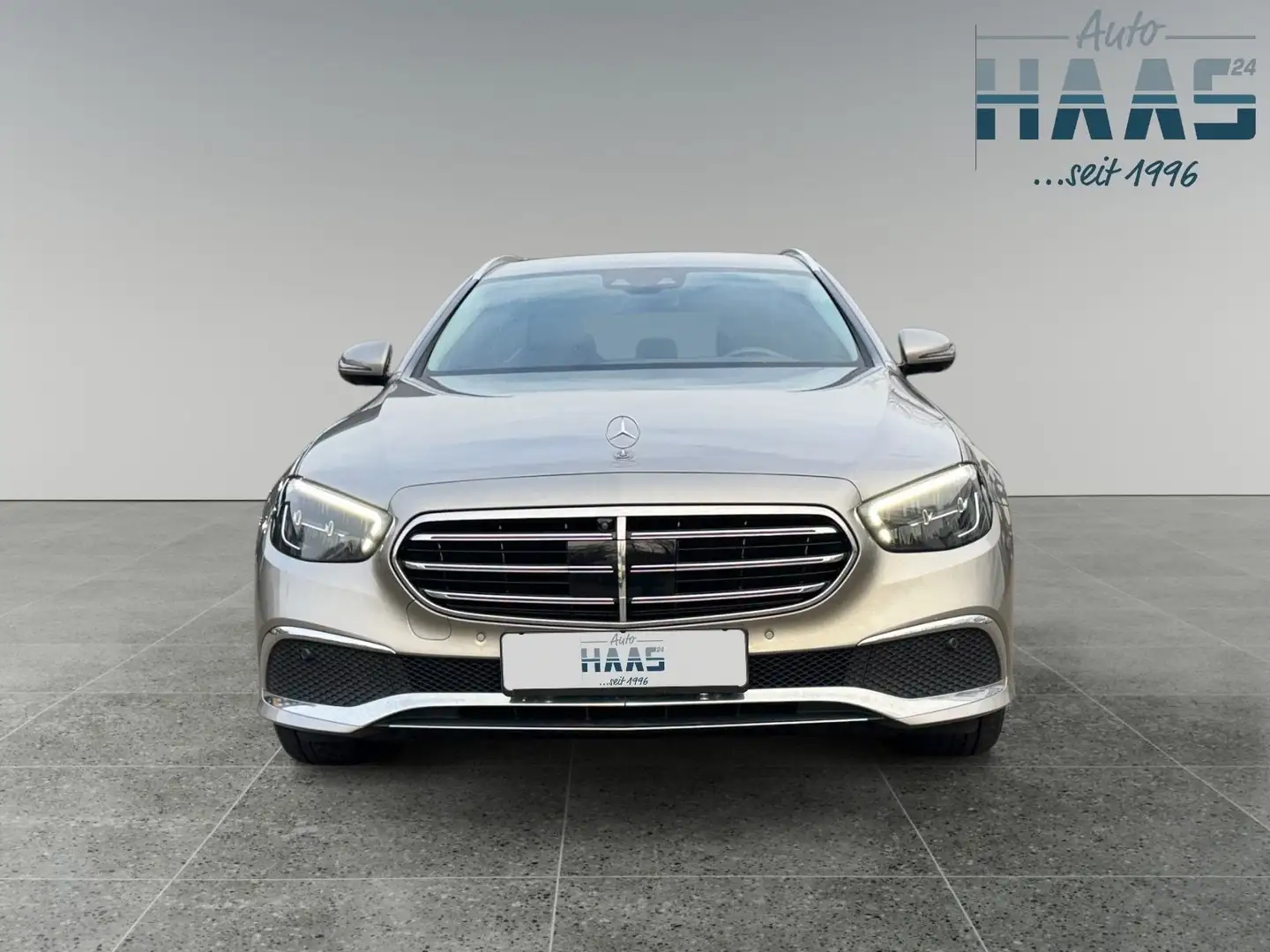 Mercedes-Benz E 220 d T 9G Exclusive Avantgarde 360 NAVI !!! Argent - 2