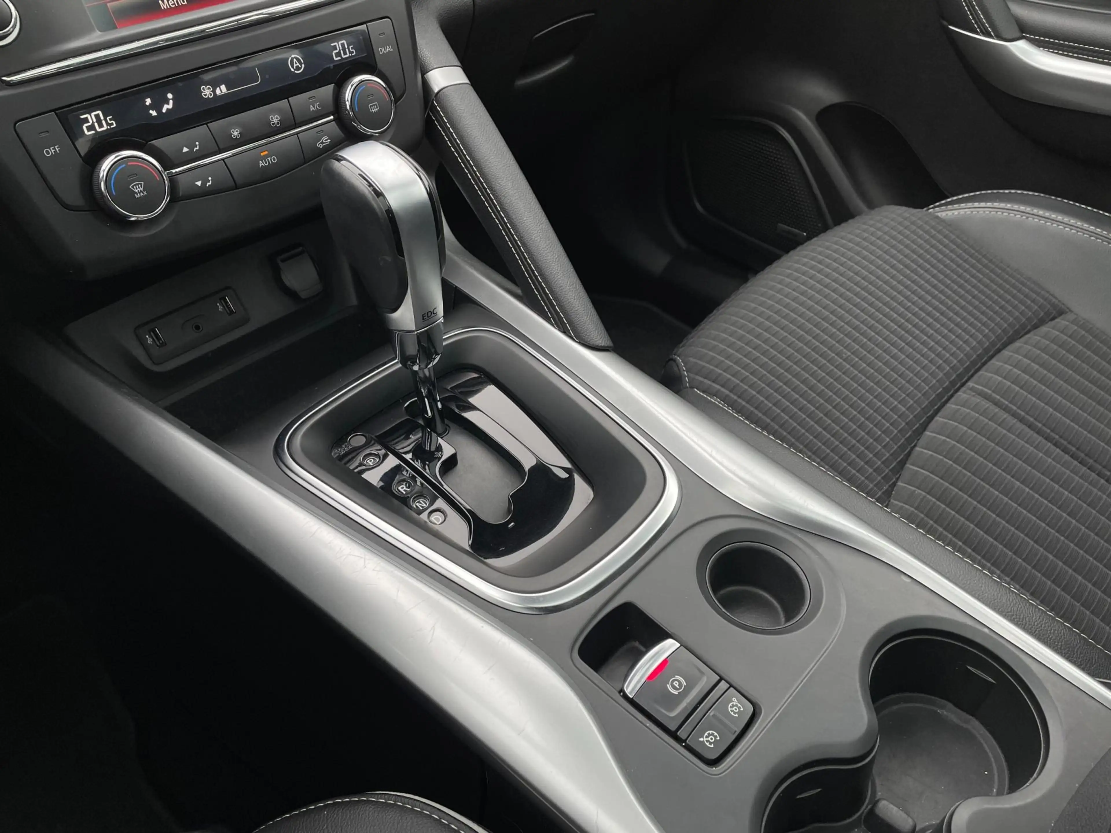 Renault Kadjar 1.2 TCe Bose AUTOMAAT, Panorama, 19 inch, LED — photo 15