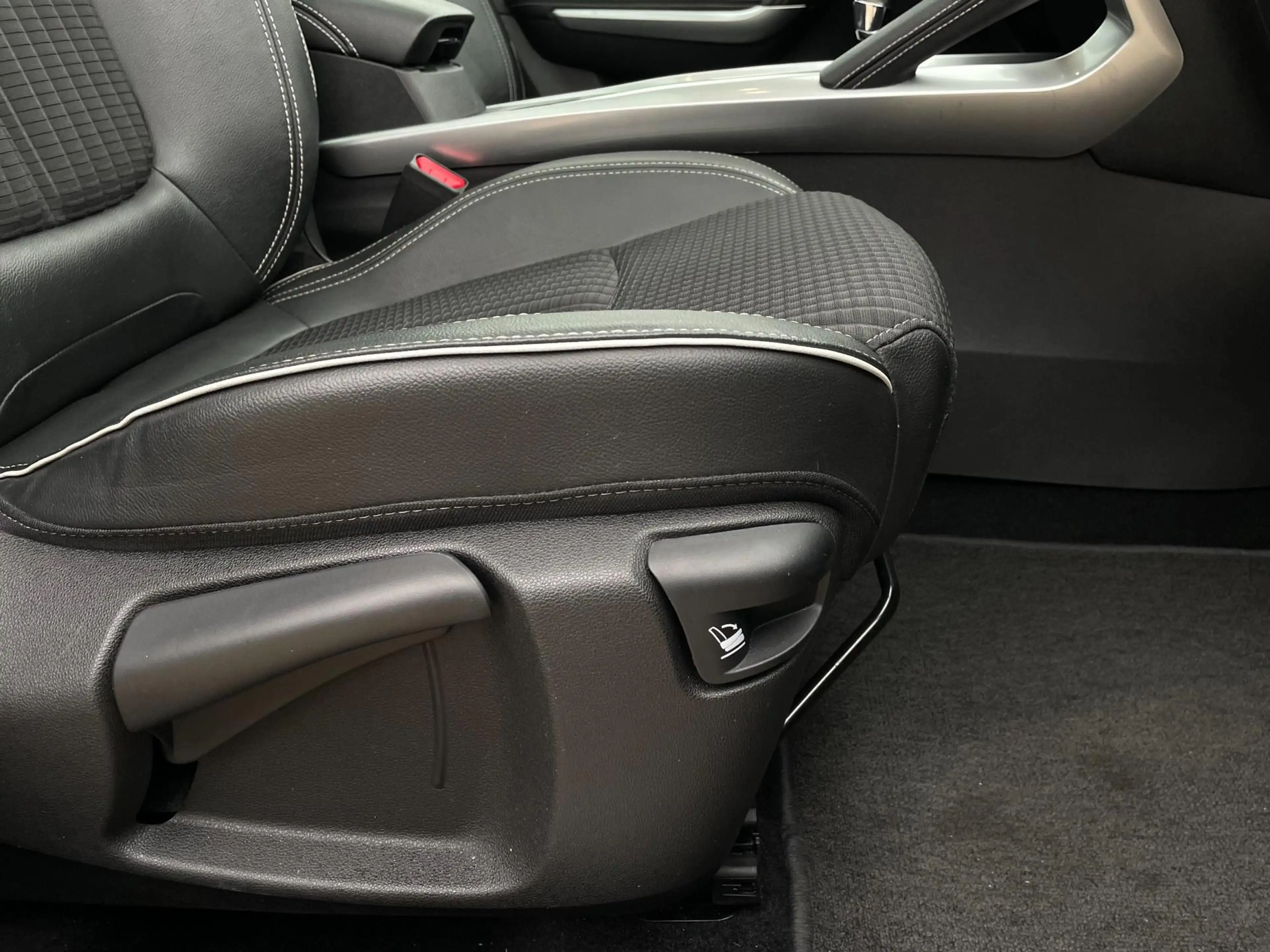 Renault Kadjar 1.2 TCe Bose AUTOMAAT, Panorama, 19 inch, LED — photo 21
