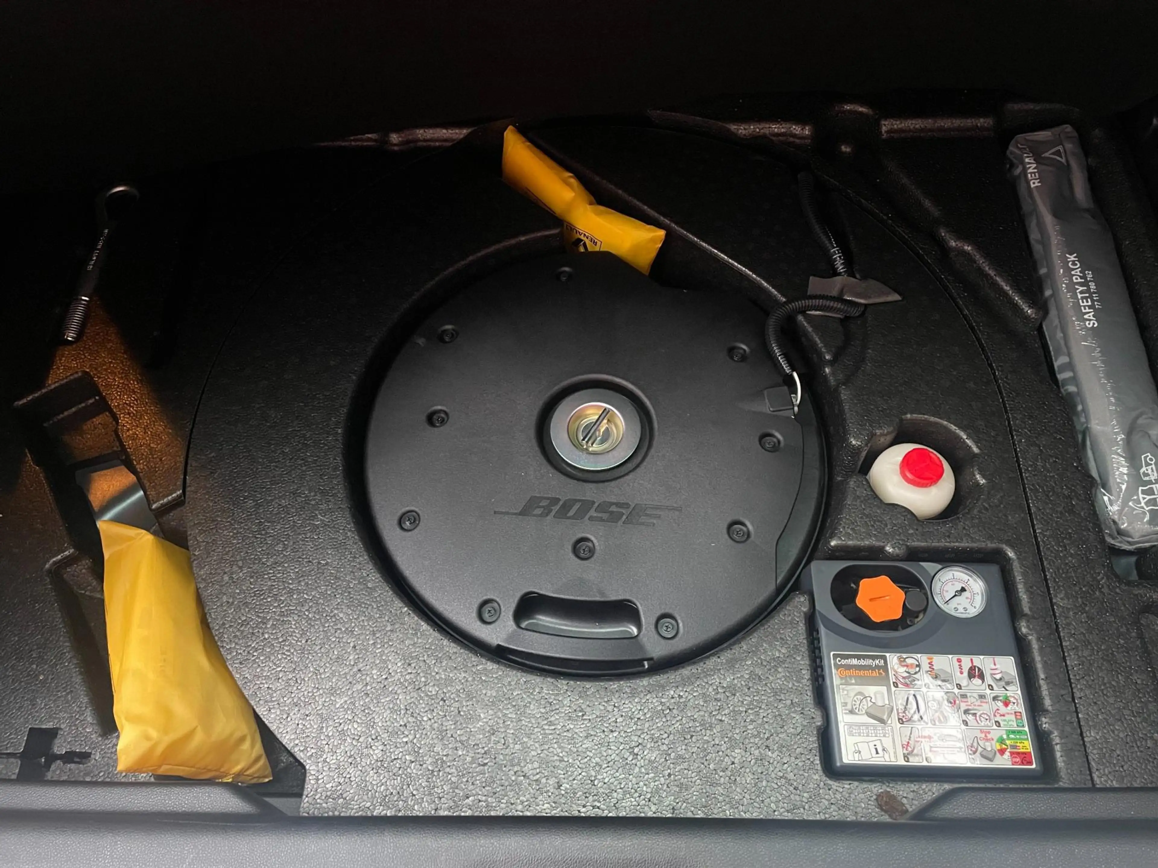 Renault Kadjar 1.2 TCe Bose AUTOMAAT, Panorama, 19 inch, LED — photo 20