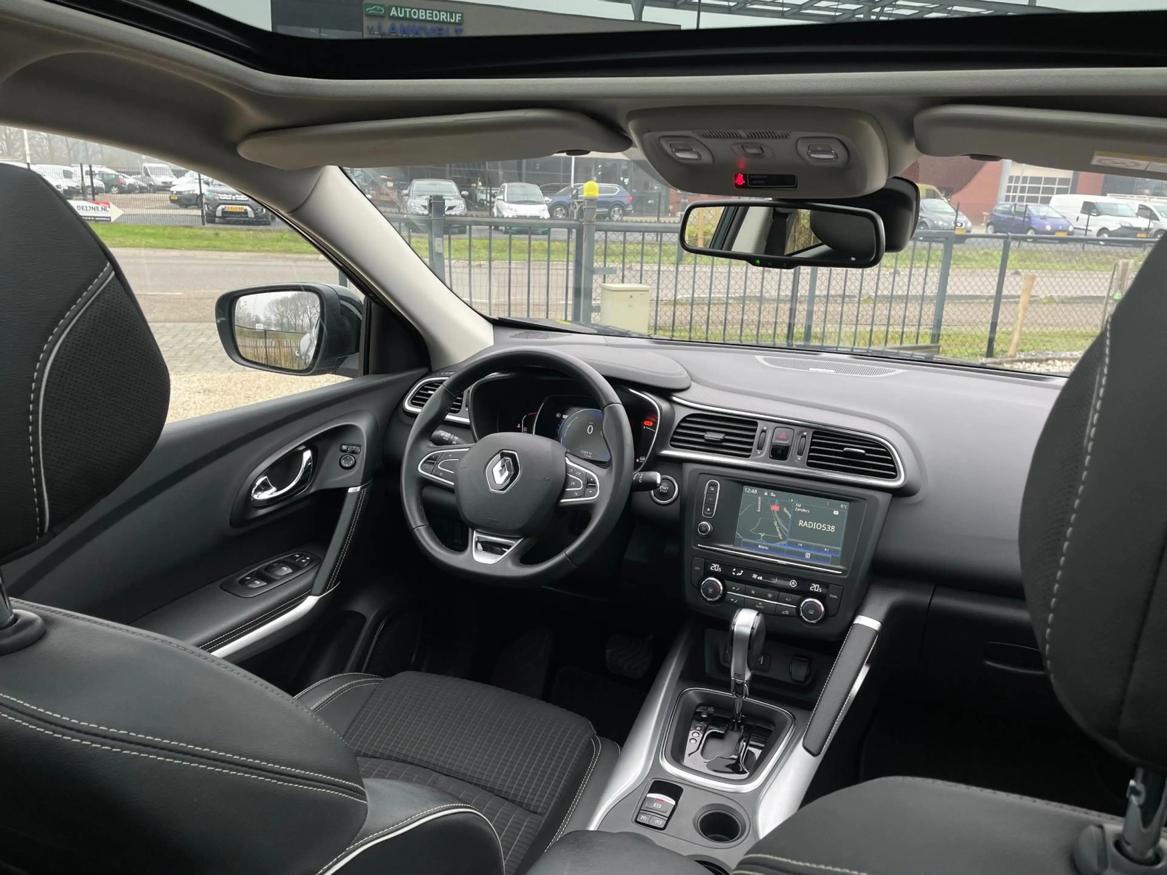Renault Kadjar 1.2 TCe Bose AUTOMAAT, Panorama, 19 inch, LED — photo 9
