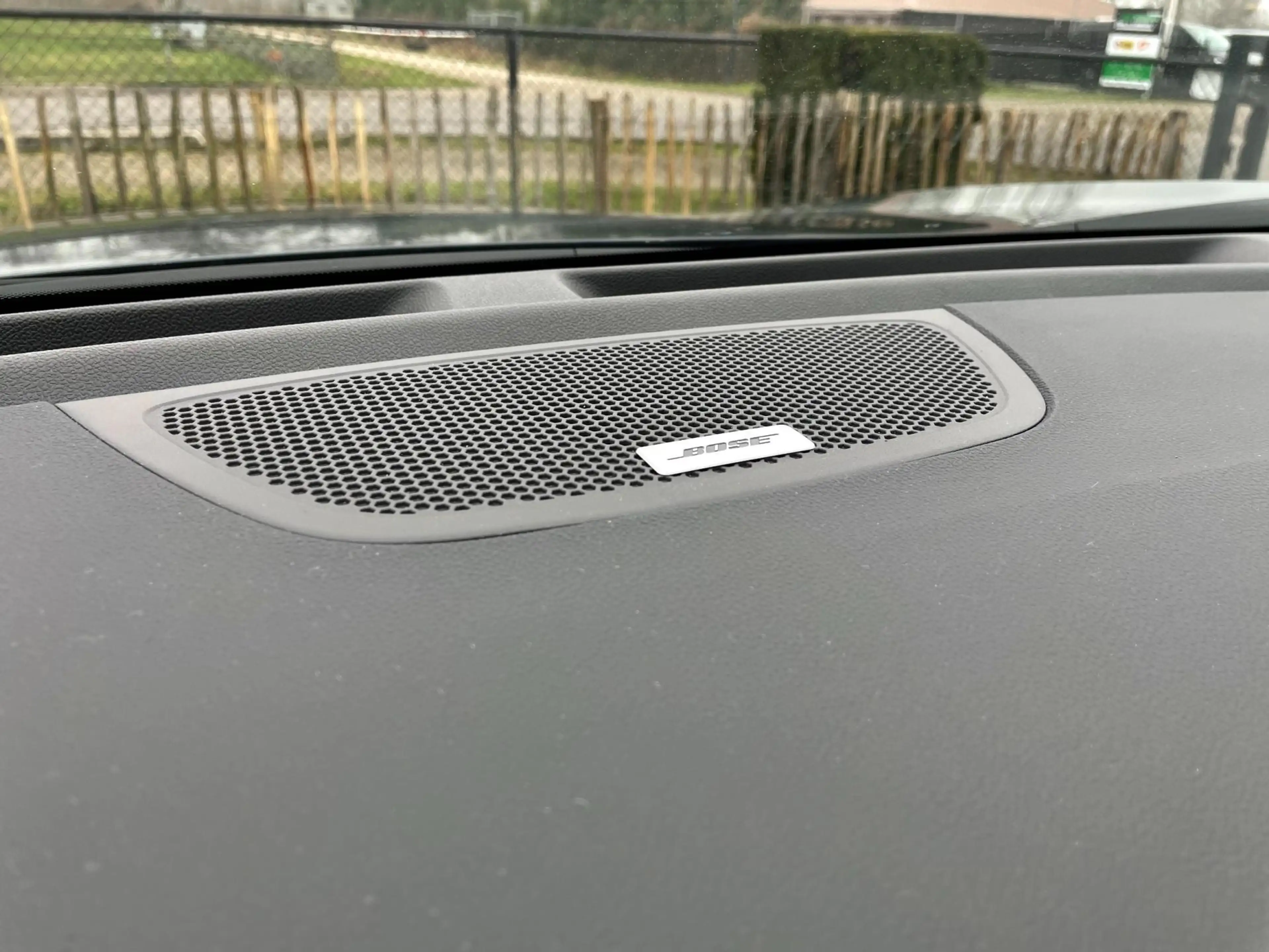 Renault Kadjar 1.2 TCe Bose AUTOMAAT, Panorama, 19 inch, LED — photo 33
