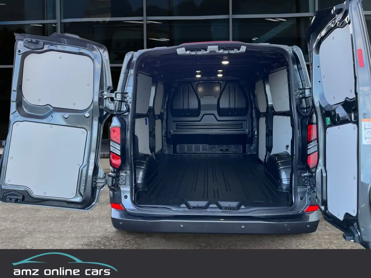 Ford Transit Custom Limited L2 Aut. 170PS 2 Schiebtür 7