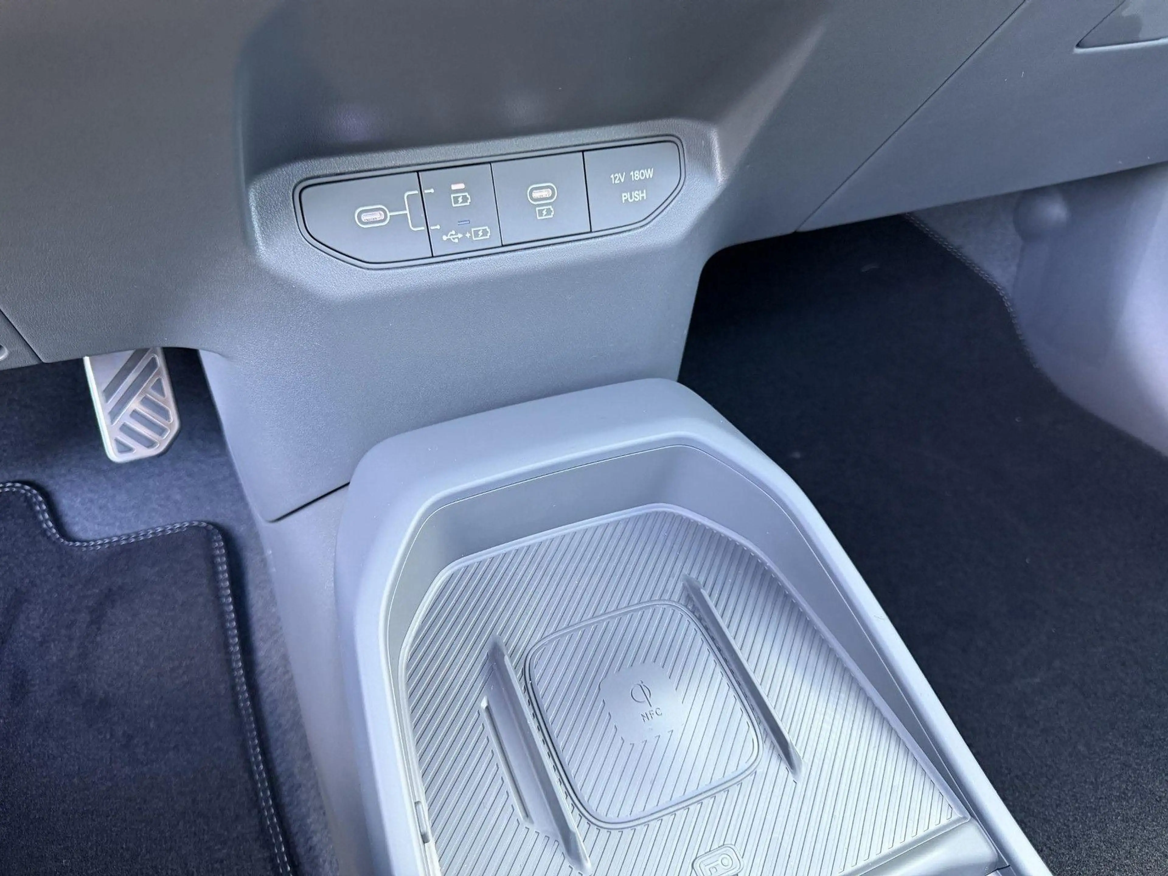 Kia EV3 GT-PlusLine 81.4 kWh | 360 Camera | Memory | Stoel — photo 12