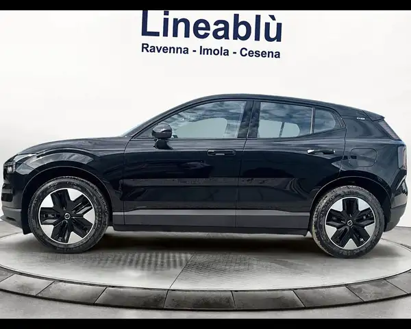 Volvo Ex30 view 4