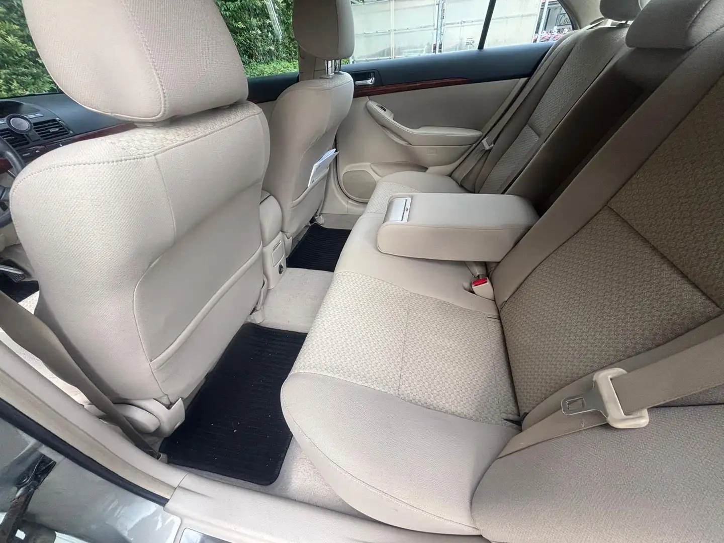 Toyota Avensis 1.8 VVT-i Automatik Executive - 1