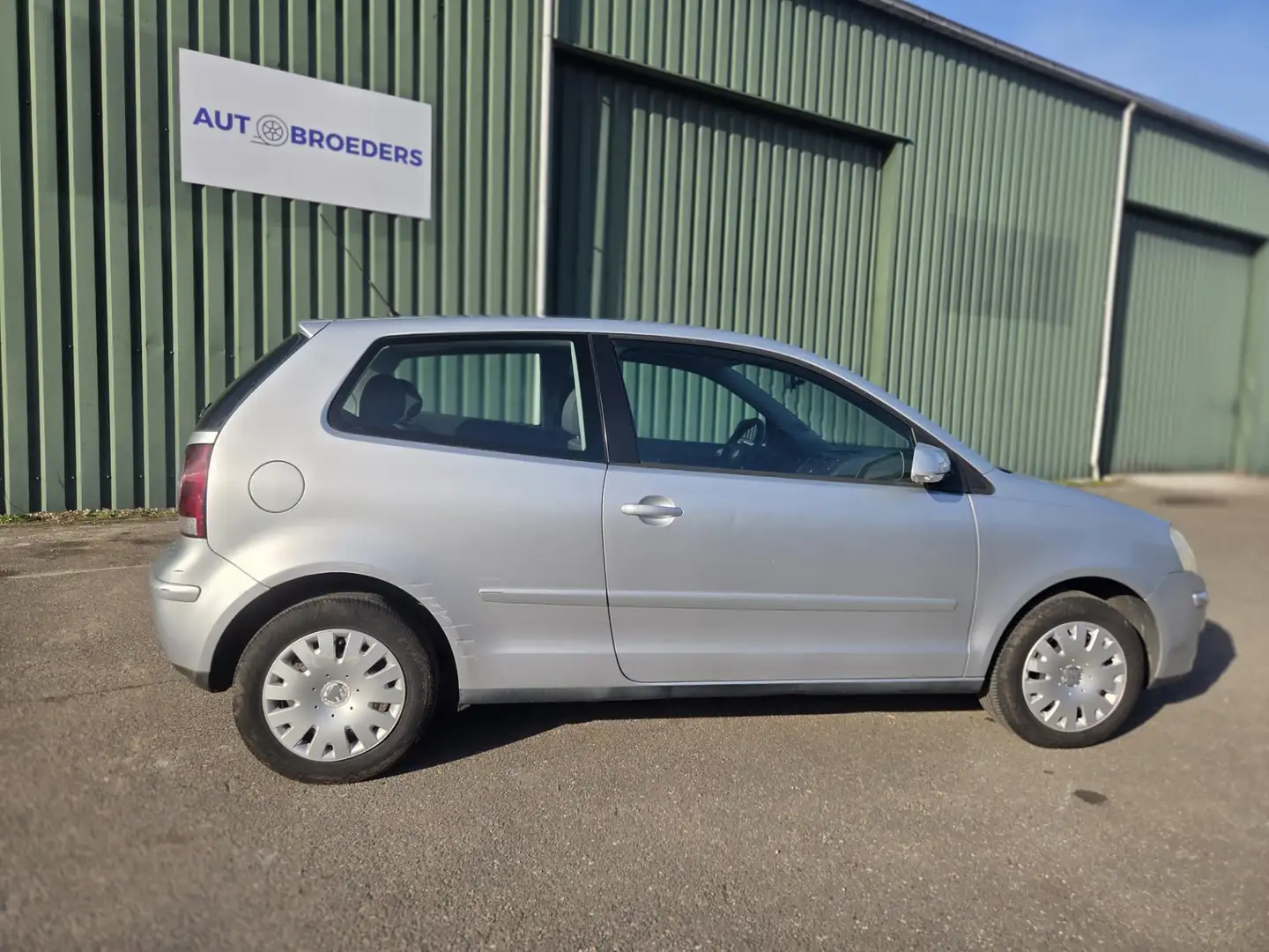 Volkswagen Polo 1.4-16V Turijn NIEUWE KOPPELING - AIRCO - Grau - 2