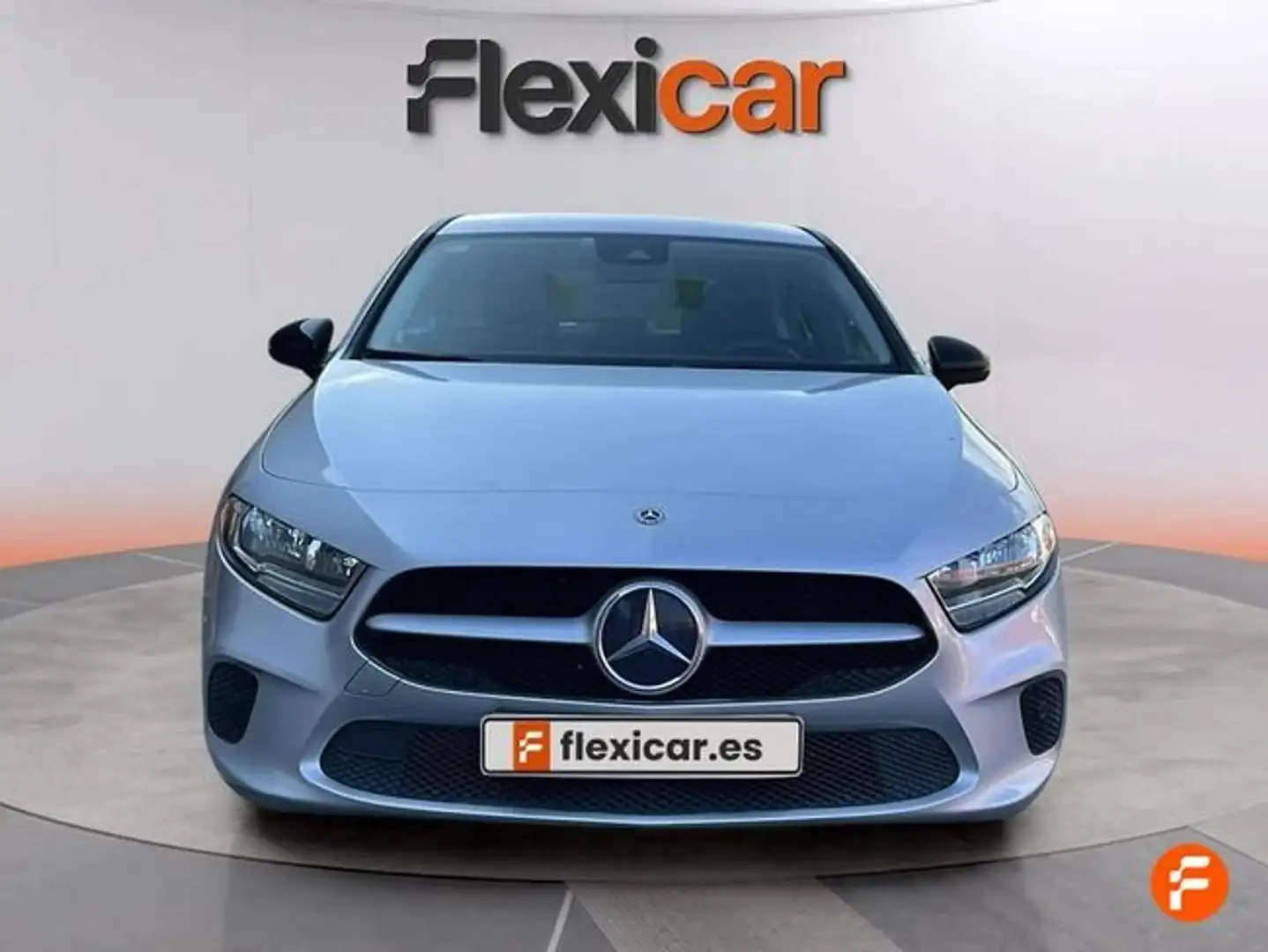 Mercedes-Benz A 180 180d Gris - 2