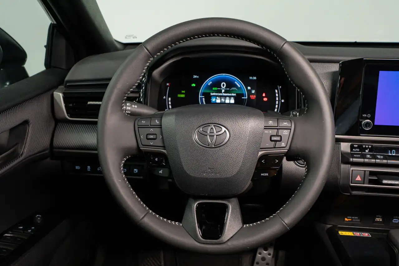 Toyota Camry photo Toyota Camry