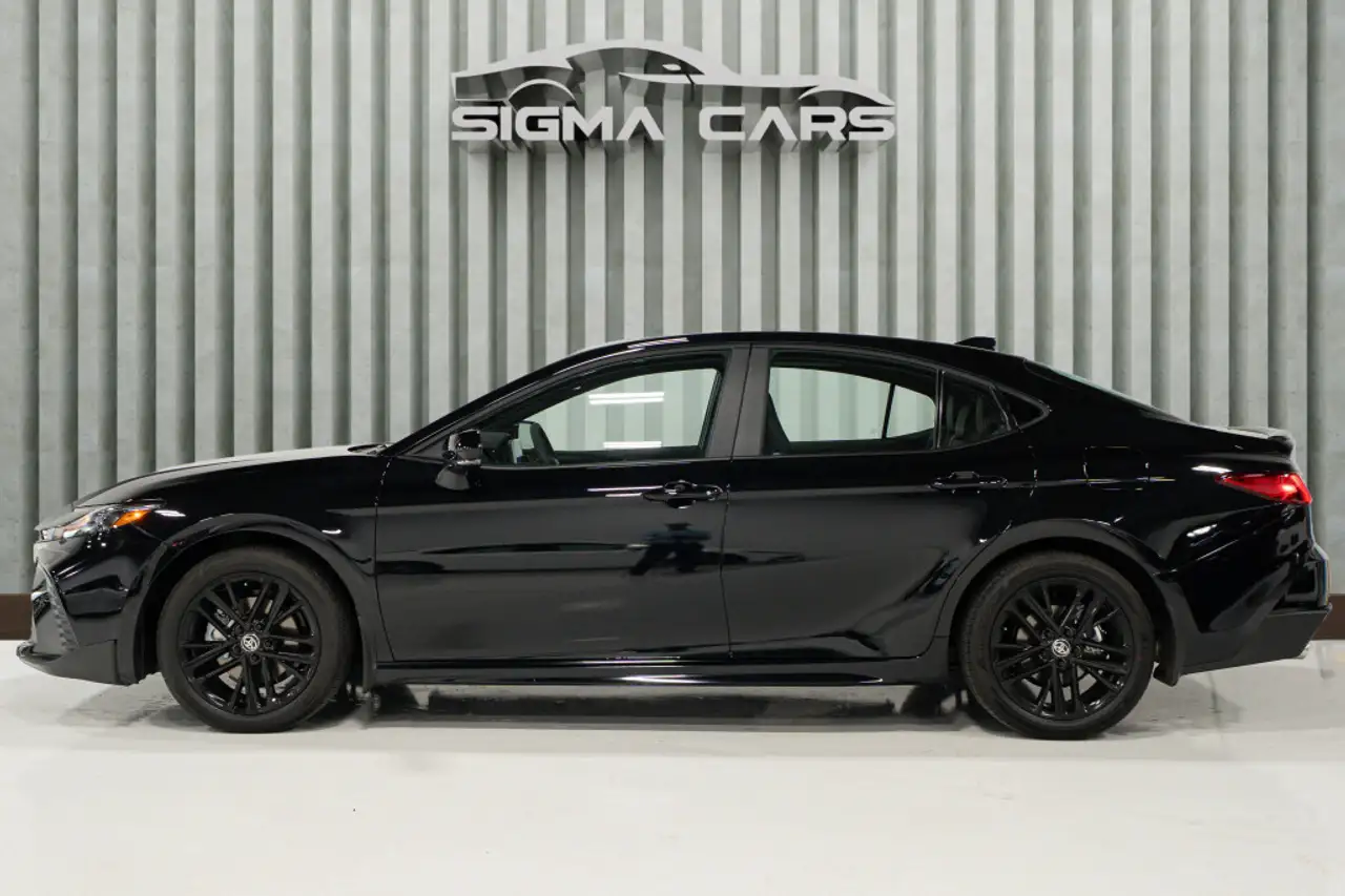 Toyota Camry photo Toyota Camry
