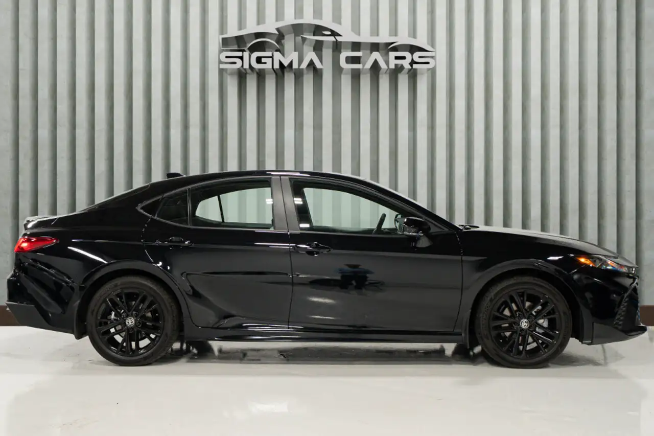 Toyota Camry photo Toyota Camry