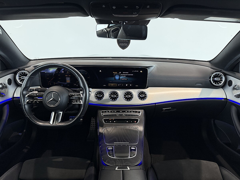 Mercedes-Benz E 220 d AMG-Line 4MATIC Aut.*Widescreen*Panorama*360° — photo 14
