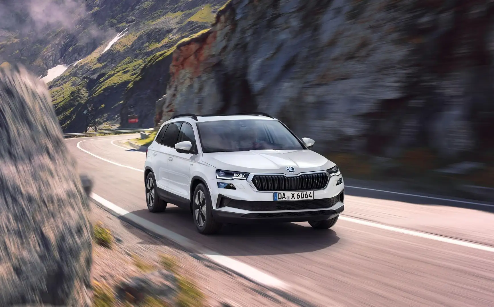 Skoda Karoq Selection 1,5 TSI Selction 2ZoKlima Alu Felgen ... - 2